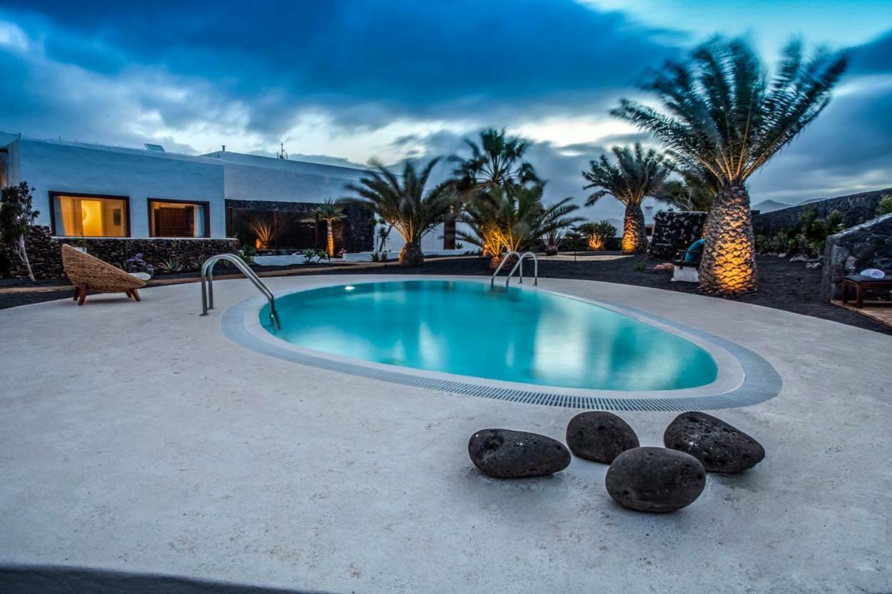 Los Lirios Hotel Rural - Adults Only Tías Εξωτερικό φωτογραφία